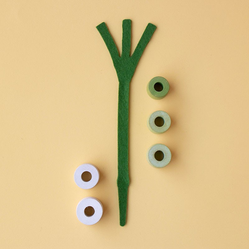 jouet en bois à enfiler les légumes